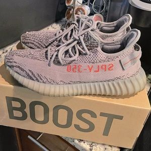 Men’s Yeezy Beluga 2.0, Size 9.5